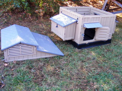 Snap Lock Large Chicken Coop